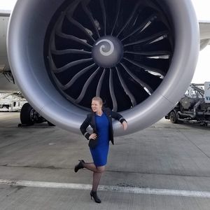 Meet your Posher, Iris